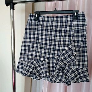 Plaid mini skirt